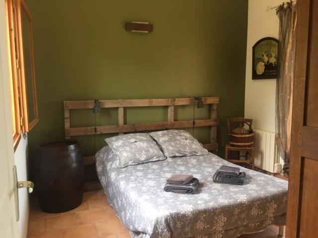 Gite L'Annexe Villelaure Eksteriør bilde